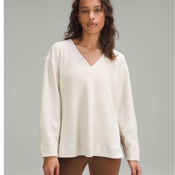 Lululemon Textured V-Neck Pullover Bone - Picture 2 of 13